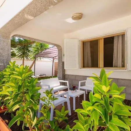 Apartment Tafuro *