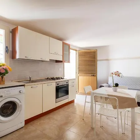 Tafuro Apartment *
